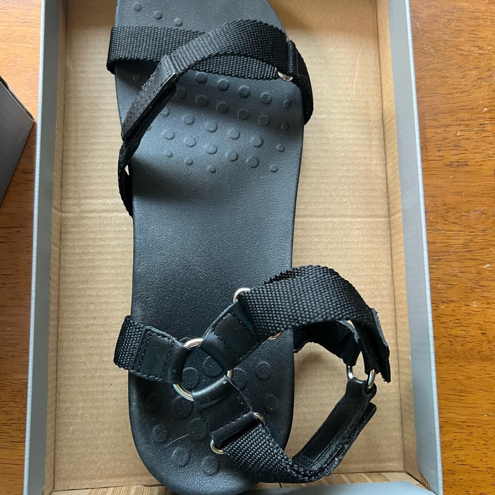 Vionic Black Sandals for Women - Picture 2 of 4